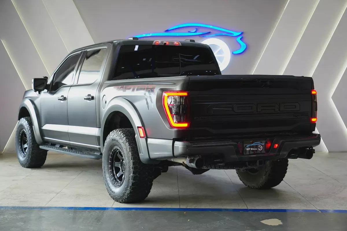 2022 - Ford F-150 Raptor V6 Very Good condition, No accidents-4-4