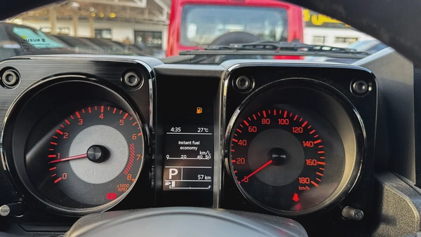 Suzuki Jimny GL AT 2026 (GCC Specs) 1.5L - Brand New 5 Doors