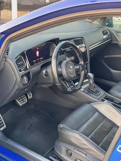 (2018)//GOLF-R//GCC//FULL OPTION//-9