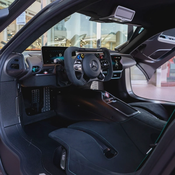 2024 MERCEDES AMG ONE BRAND NEW ( 1 OF 275)