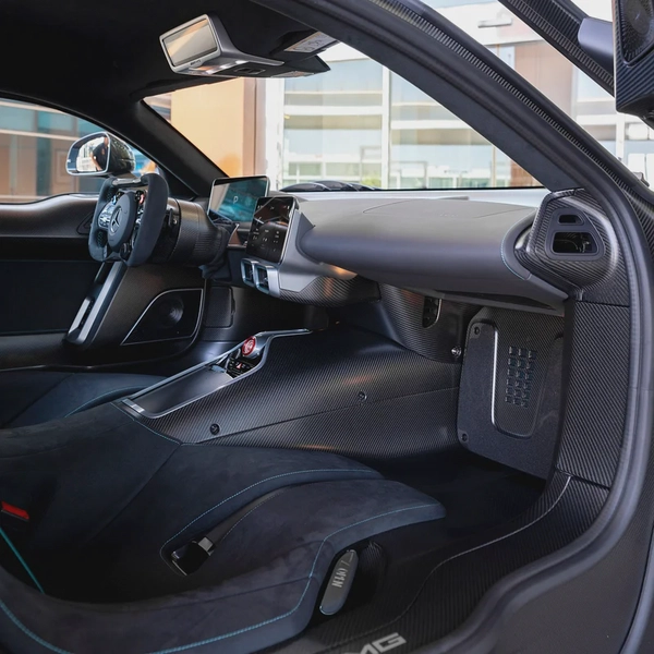 2024 MERCEDES AMG ONE BRAND NEW ( 1 OF 275)