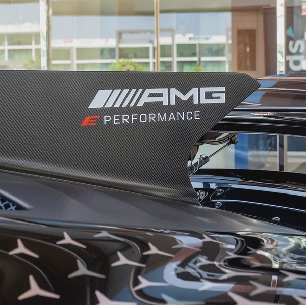 2024 MERCEDES AMG ONE BRAND NEW ( 1 OF 275)
