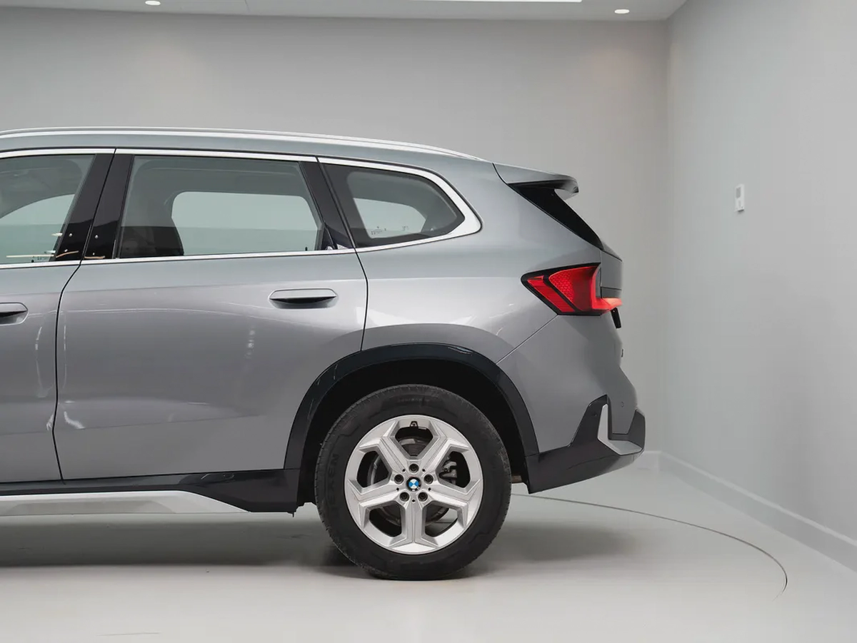 2024 BMW X1 | LOW MILEAGE | Perfect condition-3-3
