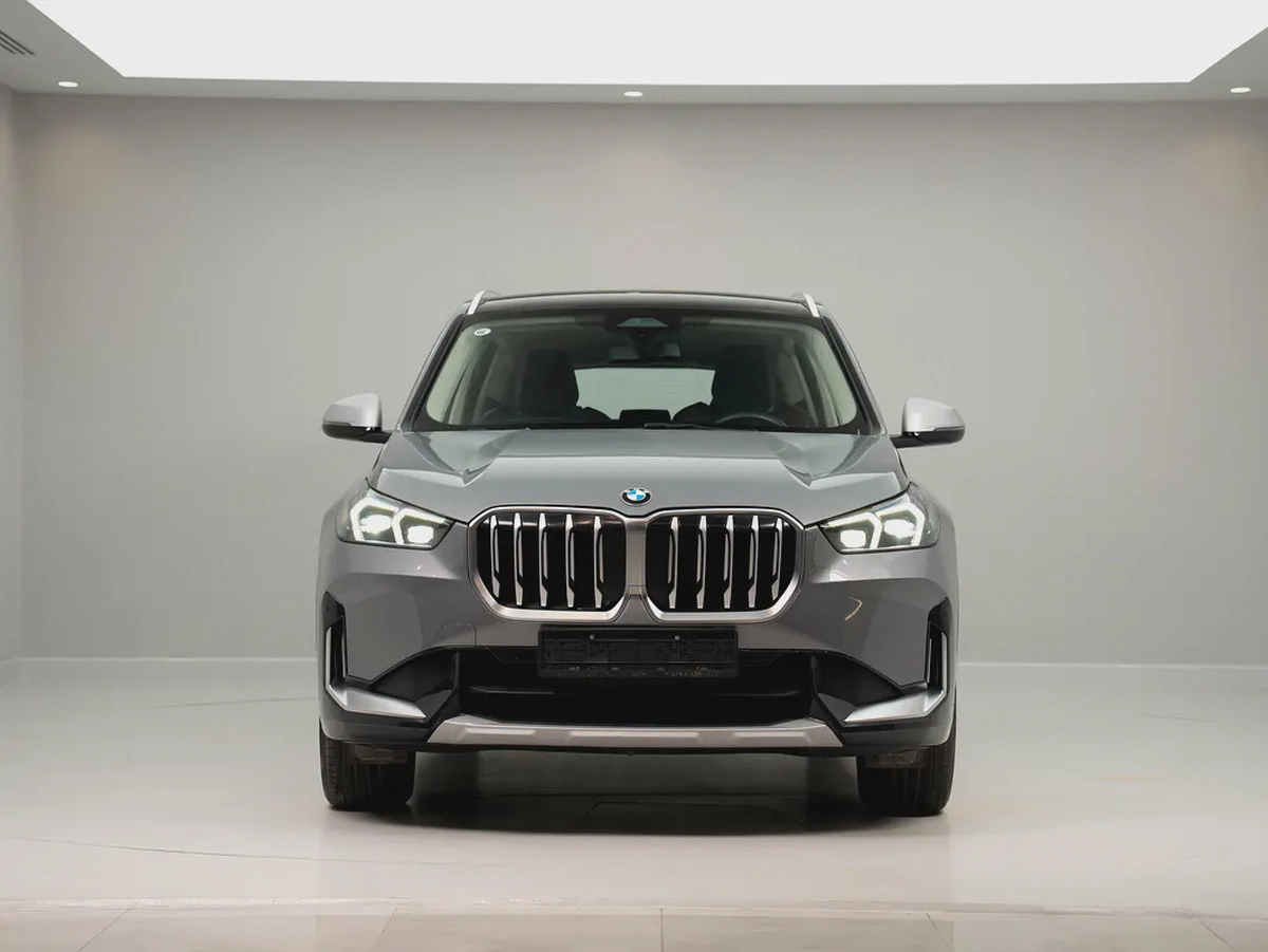 2024 BMW X1 | LOW MILEAGE | Perfect condition-4-4