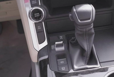 Toyota Land Cruiser GXR 3.5L-16