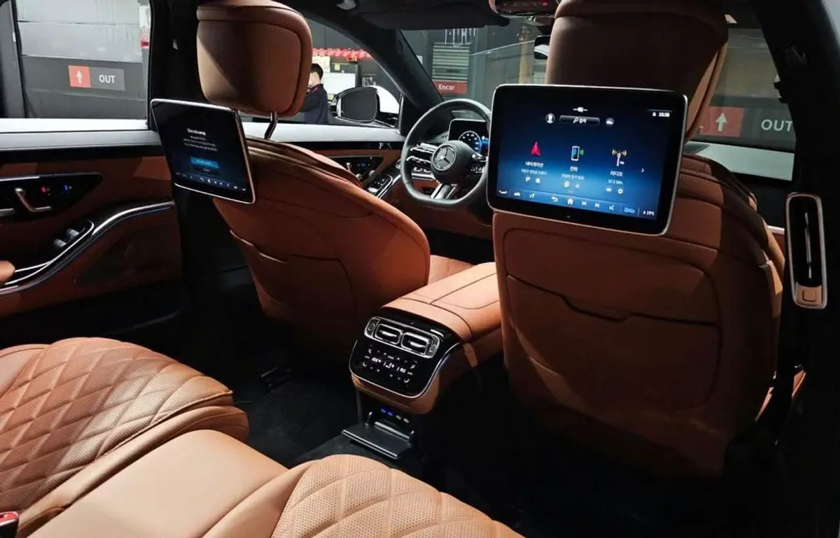 Mercedes Benz S500 4MATIC L-10-0