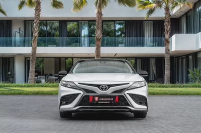 2,155 P.M |  Camry Sport V6 | 0% Downpayment | Toyota Warranty!-3