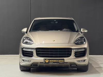 Porsche Cayenne GTS-2