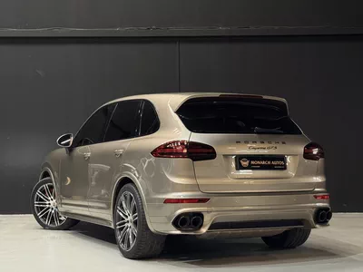 Porsche Cayenne GTS-4
