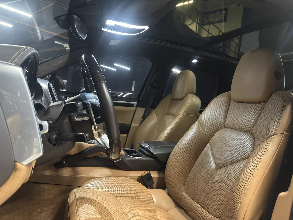 Porsche Cayenne GTS-10-0
