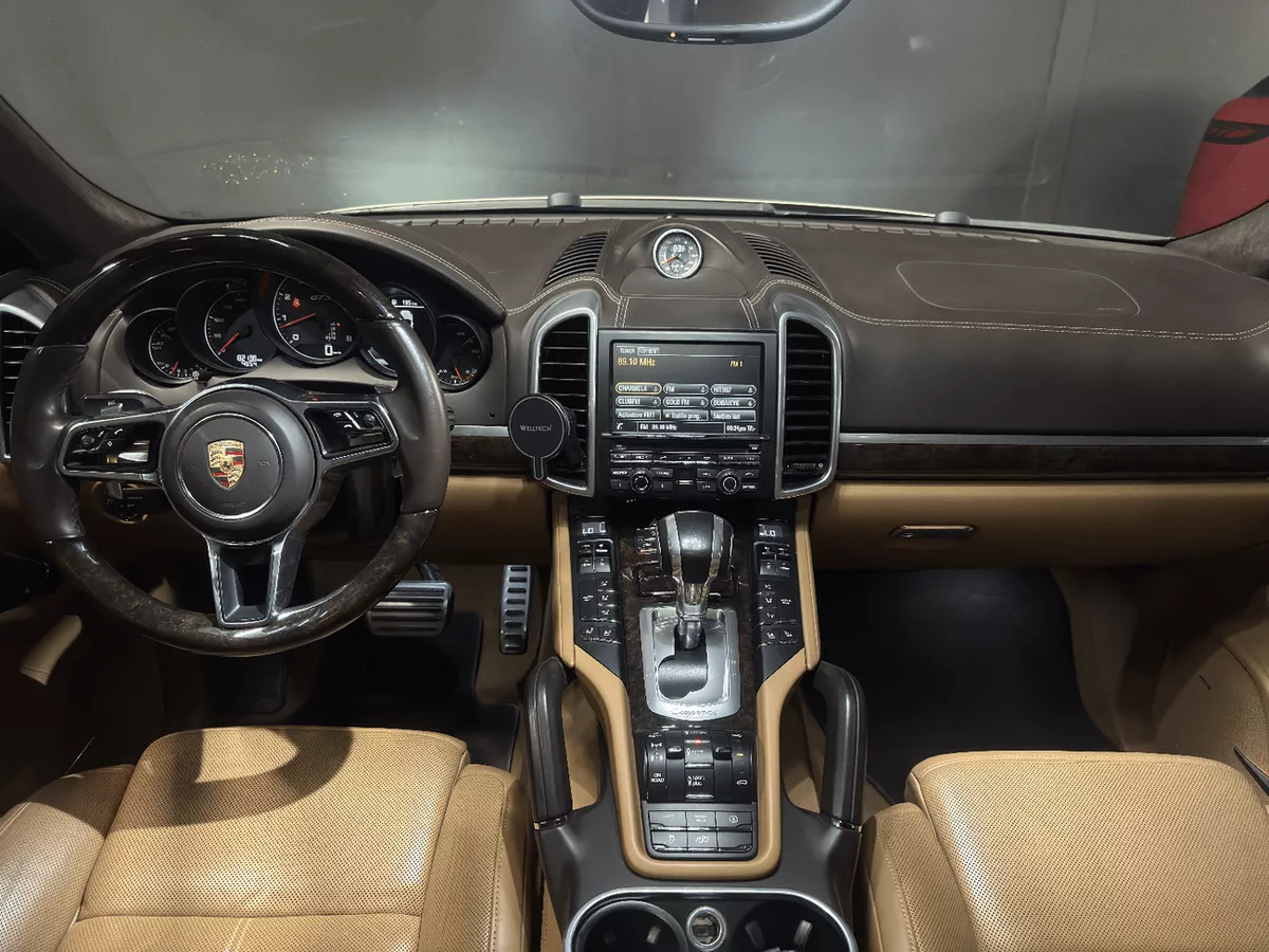 Porsche Cayenne GTS-11-0