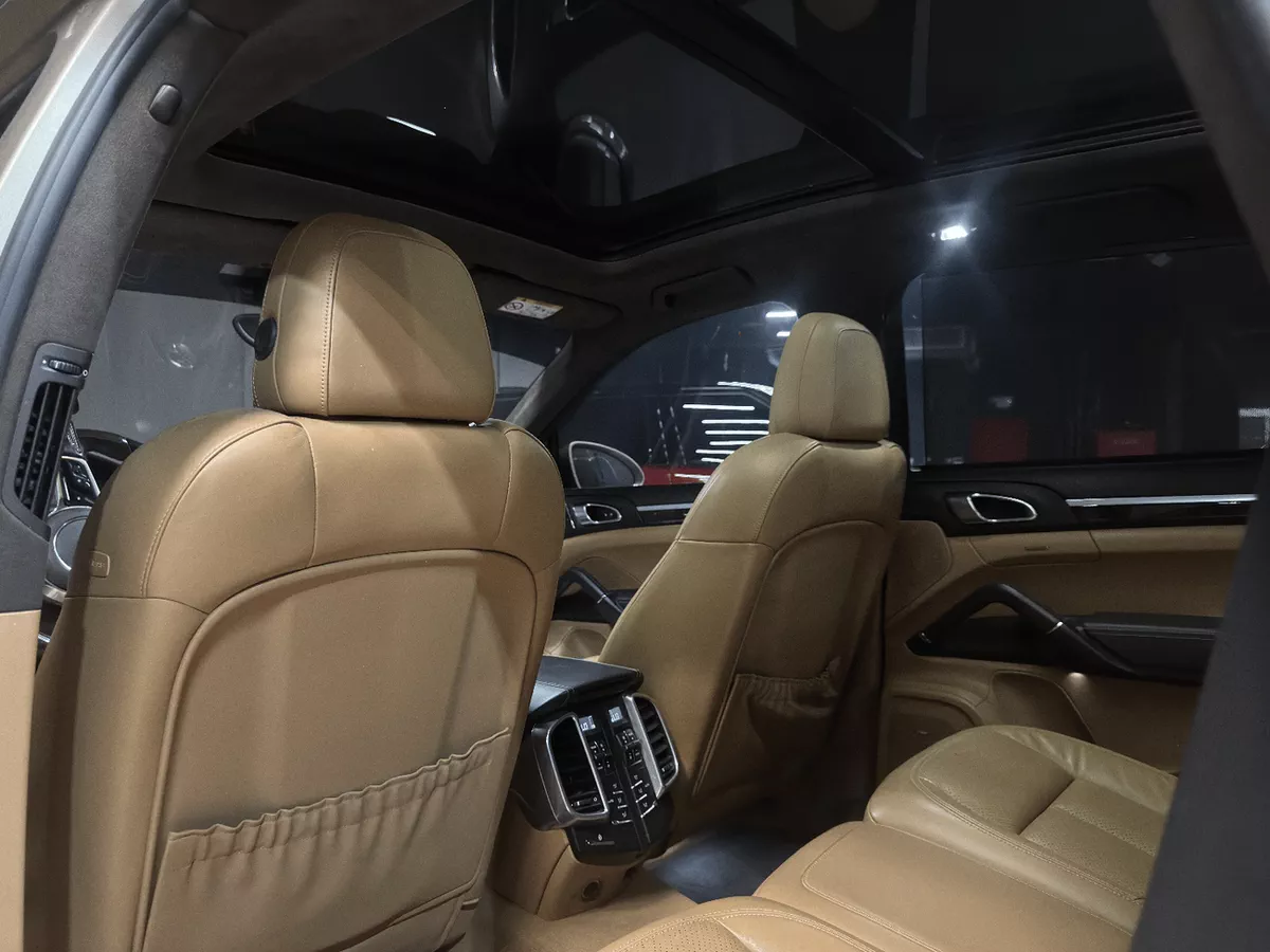 Porsche Cayenne GTS-13-0