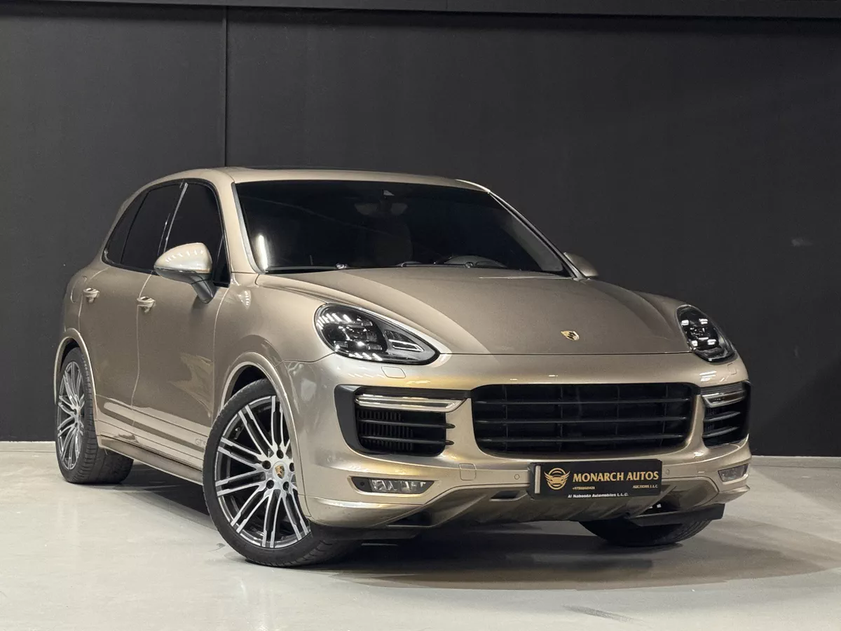 Porsche Cayenne GTS-1-0