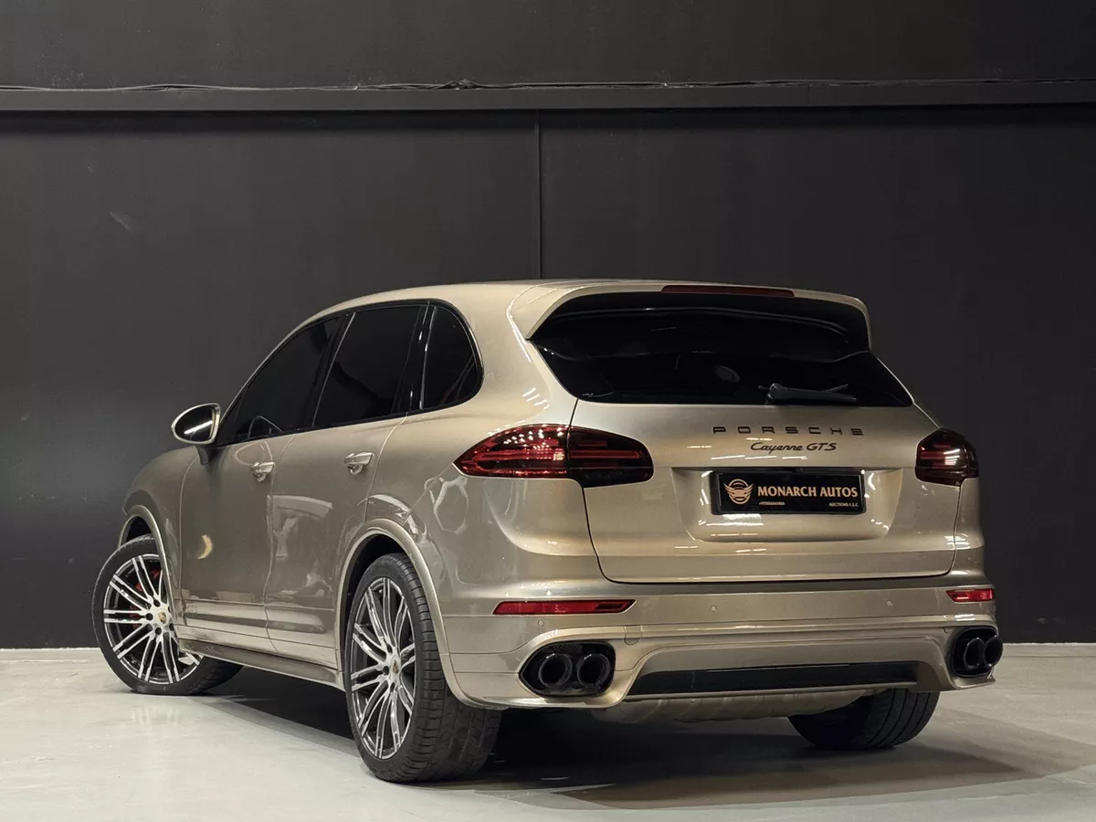 Porsche Cayenne GTS-4-0