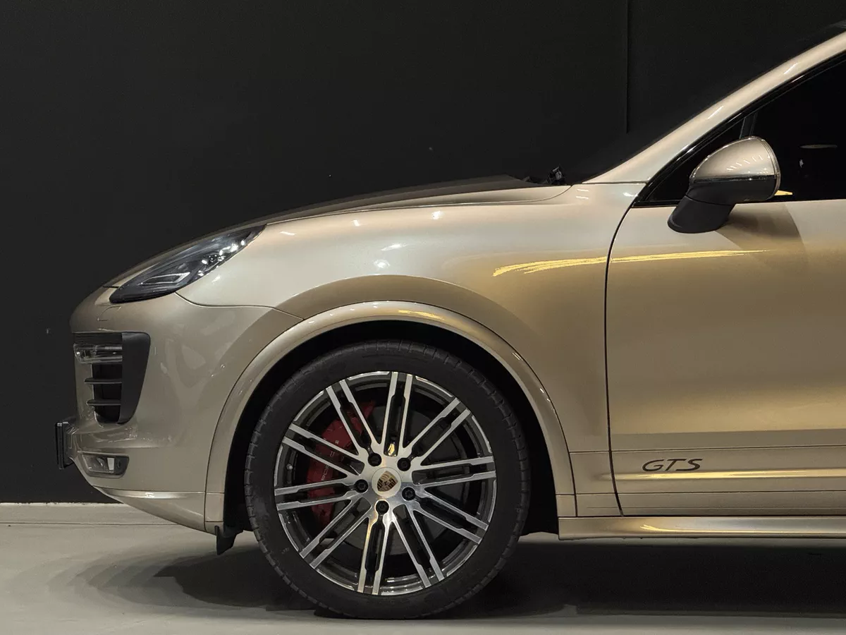 Porsche Cayenne GTS-6-0