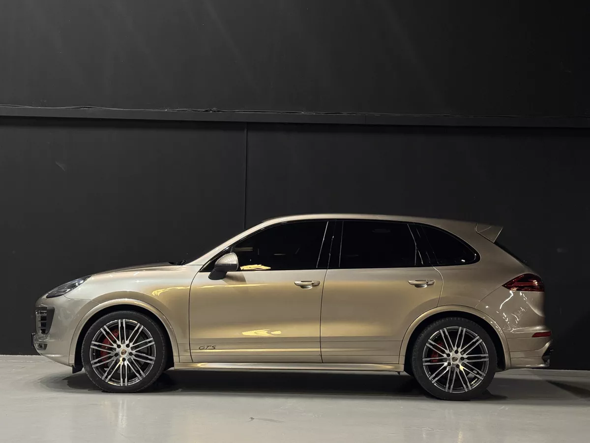 Porsche Cayenne GTS-7-0