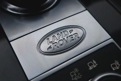 Land Rover Discovery HSE 2018-GCC Specs - Original Paint-12