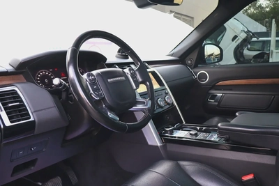 Land Rover Discovery HSE 2018-GCC Specs - Original Paint-3
