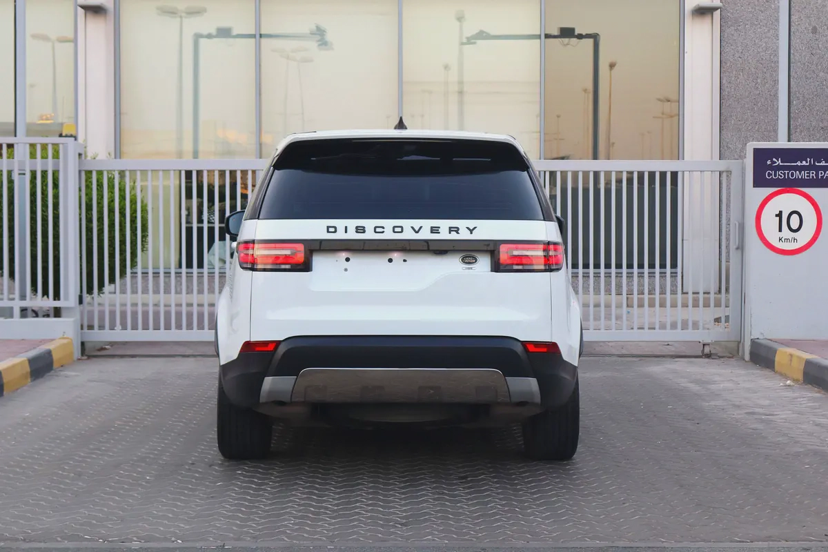 Land Rover Discovery HSE 2018-GCC Specs - Original Paint-16-16