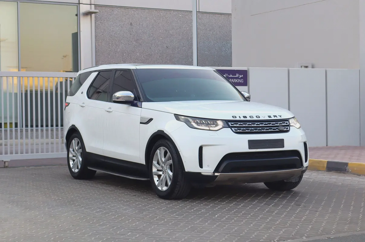 Land Rover Discovery HSE 2018-GCC Specs - Original Paint-2-2