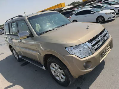 Mitsubshi pajero 2013 fullopshin goldcolor GCC-8