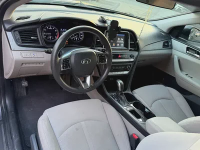 Hyundai Sonata SE-6