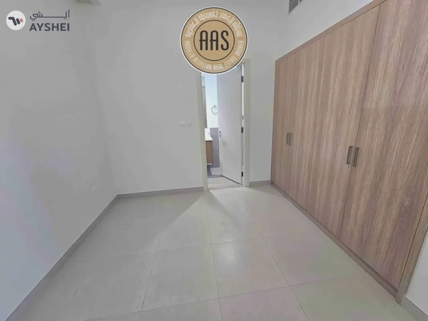 Brand New 5 BR Villa || Corner Unit Fully Fitted Kitchen