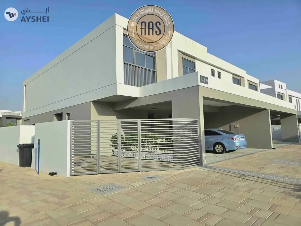 Brand New 5 BR Villa || Corner Unit Fully Fitted Kitchen-28-28