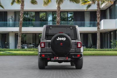 1,959 P.M |  Wrangler Sahara 3.6L | 0% Downpayment | Excellent Condition!-4