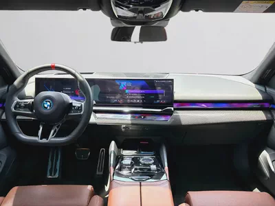 AED 4,640 P.M | 0% DOWN PAYMENT | BMW i5 M60 xDRIVE | DUAL MOTOR ELECTRIC AWD – 601 HP | FULL AGENCY-13