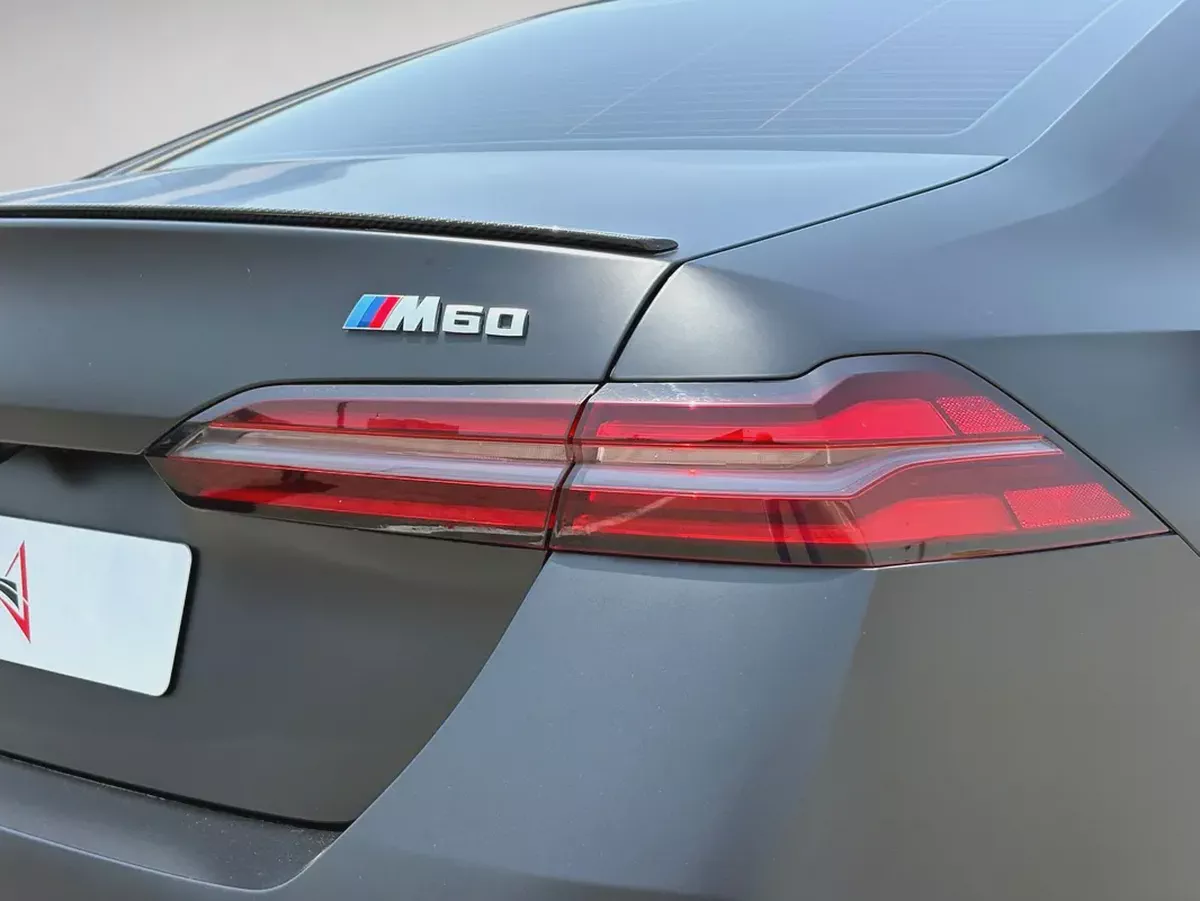 AED 4,640 P.M | 0% DOWN PAYMENT | BMW i5 M60 xDRIVE | DUAL MOTOR ELECTRIC AWD – 601 HP | FULL AGENCY-10-10