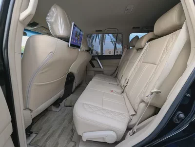 2023 Toyota Prado TXL - V4 2.7L - GCC Specs - Like New-7
