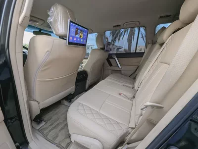 2023 Toyota Prado TXL - V4 2.7L - GCC Specs - Like New-8