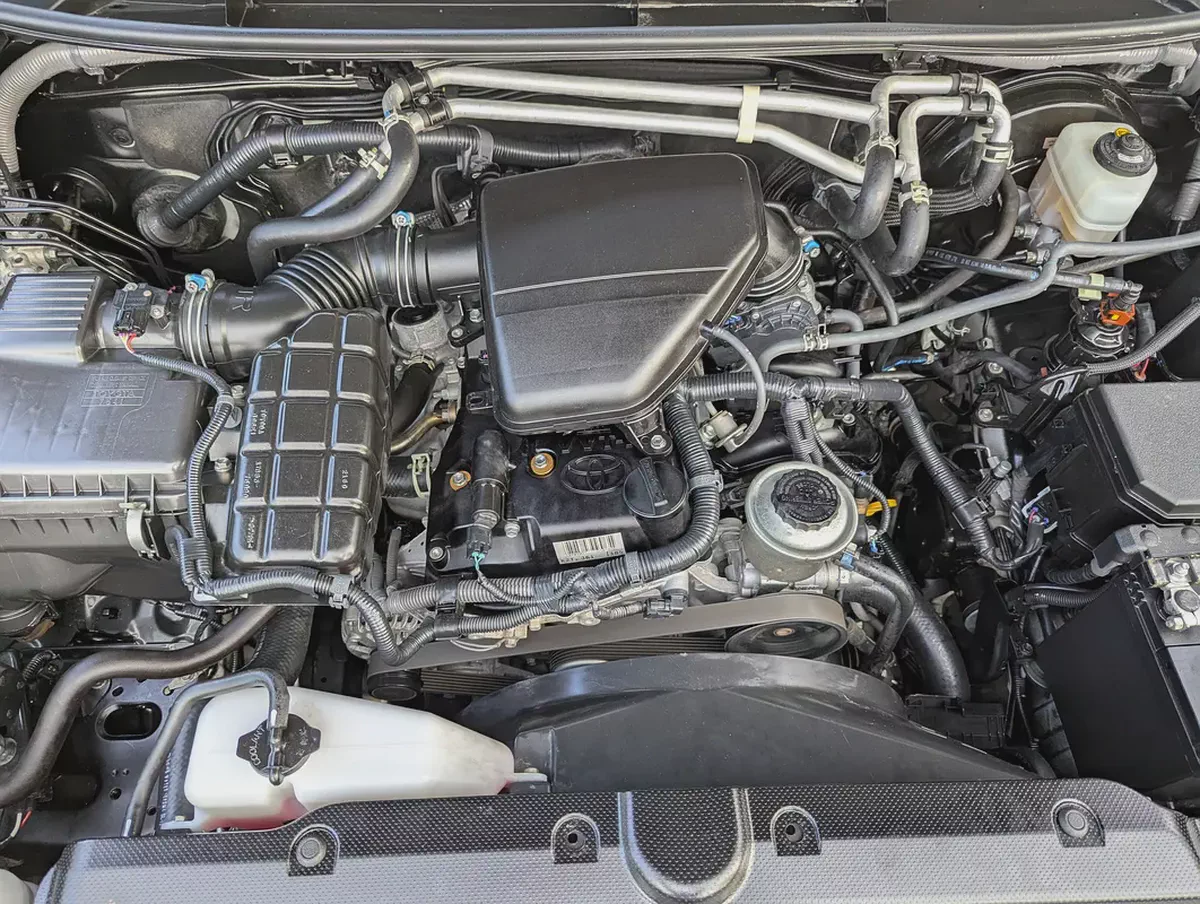 2023 Toyota Prado TXL - V4 2.7L - GCC Specs - Like New-12-12