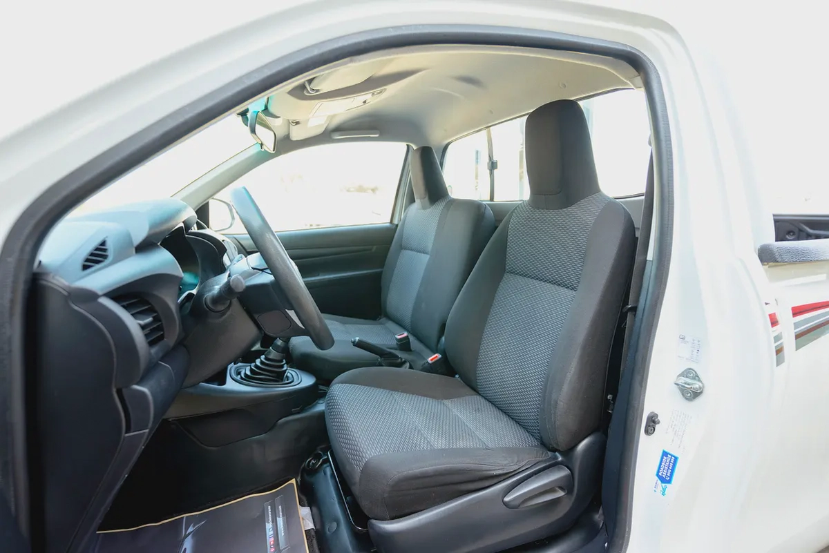 Hilux | Single Cabin 4x2 | Manual | GCC Specs | Ref#T61753-7-7