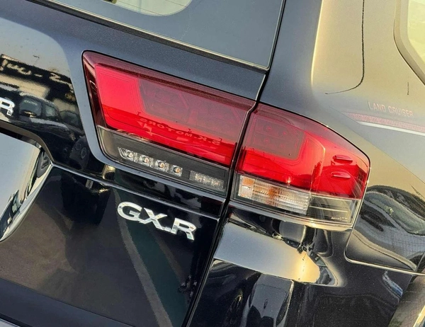 Toyota Land Cruiser GXR HIGH OPTN 4.0L PETROL V6 OMAN SPECS /RADAR /360 CAMERA | SOFT CLOSE DOOR