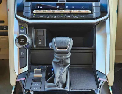 Toyota Land Cruiser GXR TWIN TURBO BASIC || PETROL AT 3.5L V6 4WD | DRIVER PWR SEAT (CODE # GXRPB2O) WHITE 2026-24