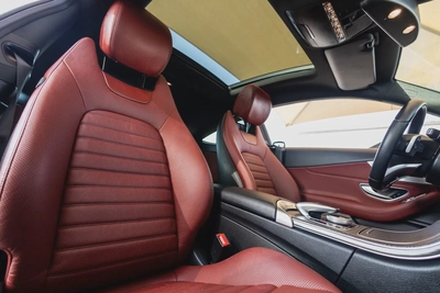 Mercedes-Benz C-Class 200-2