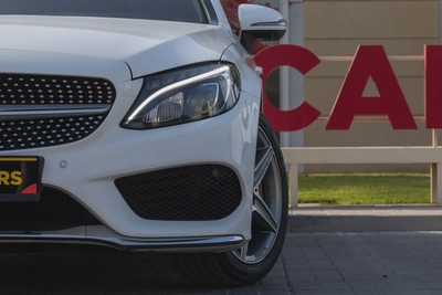 Mercedes-Benz C-Class 200-10
