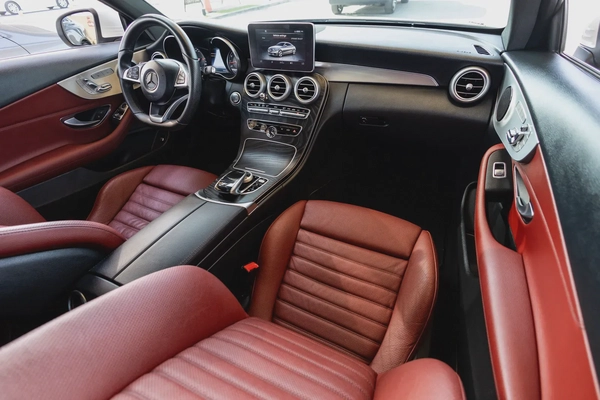 Mercedes-Benz C-Class 200