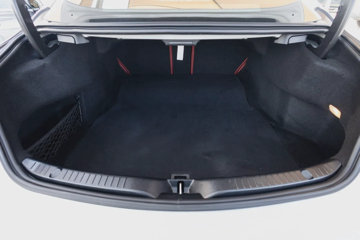 Mercedes-Benz C-Class 200-22-22