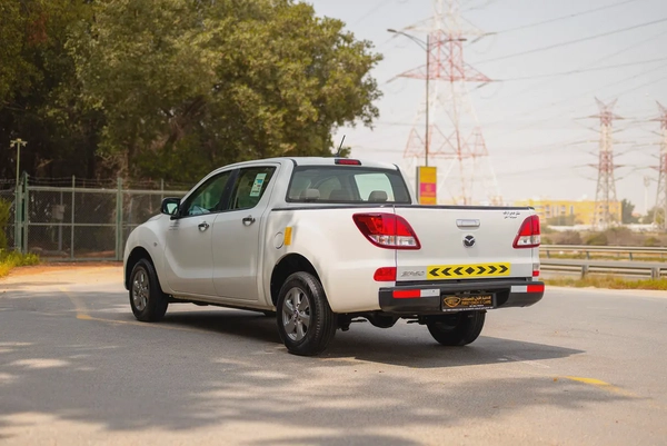 Mazda BT-50 | Double Cabin 4X2 | Manual | GCC Specs | Ref#M72436