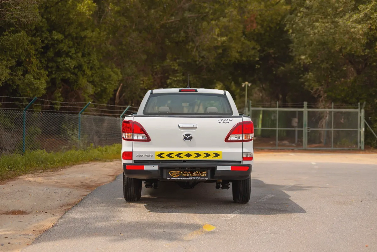 Mazda BT-50 | Double Cabin 4X2 | Manual | GCC Specs | Ref#M72436