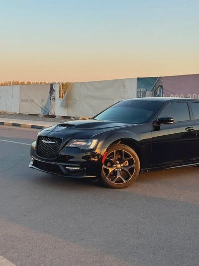 كرايسلر c300 مواصفات امريكية 2022 6 سلندر بحالة جيدة-0