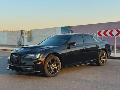 كرايسلر c300 مواصفات امريكية 2022 6 سلندر بحالة جيدة-2