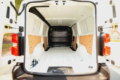 Peugeot Expert | Delivery Van | Automatic Diesel | GCC Specs | Ref#P01276-6