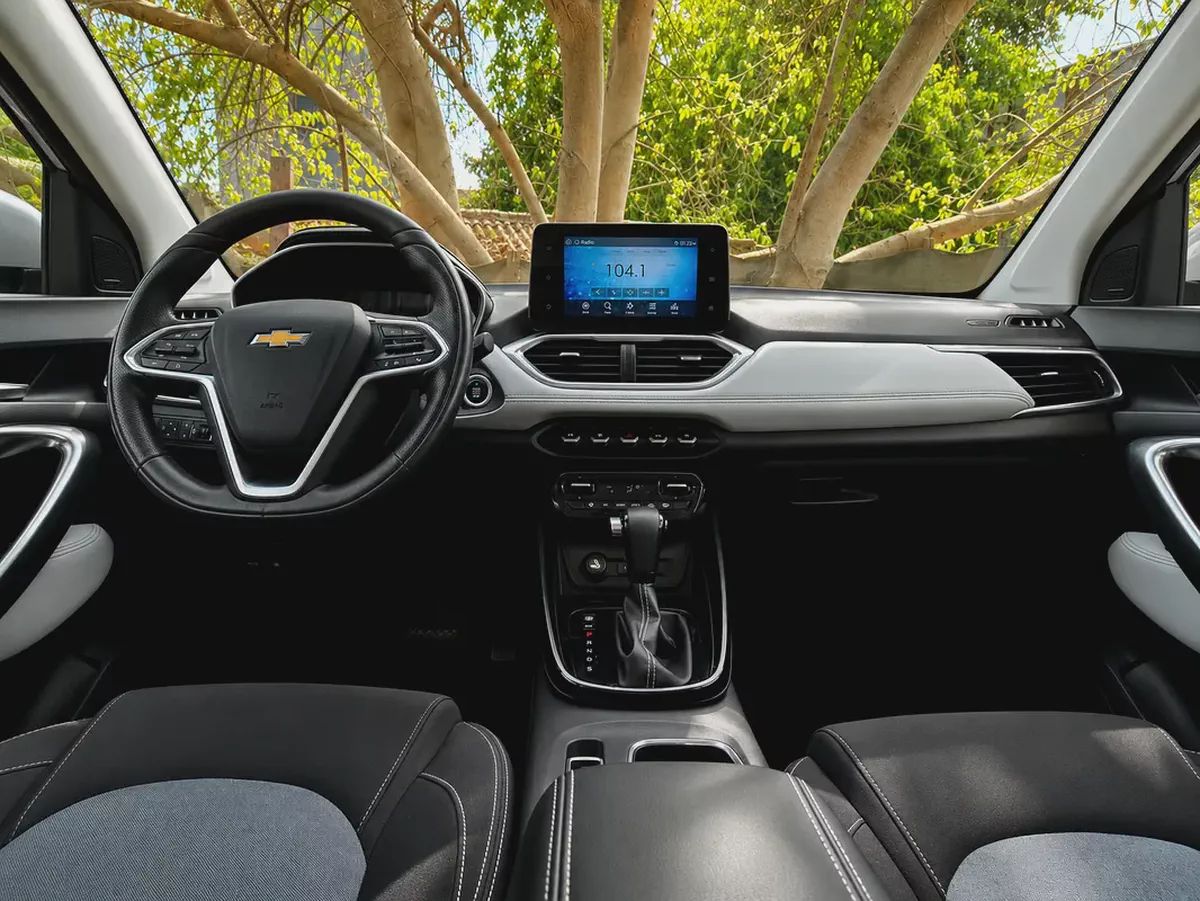 AED 490 PM | GCC | 7-Seater | Full Chevrolet History | Original Paint-7-7