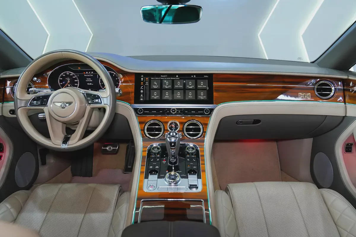 2019 - Bentley Continental GT V12 - Perfect inside and out for 399,000.00 AED-16-16