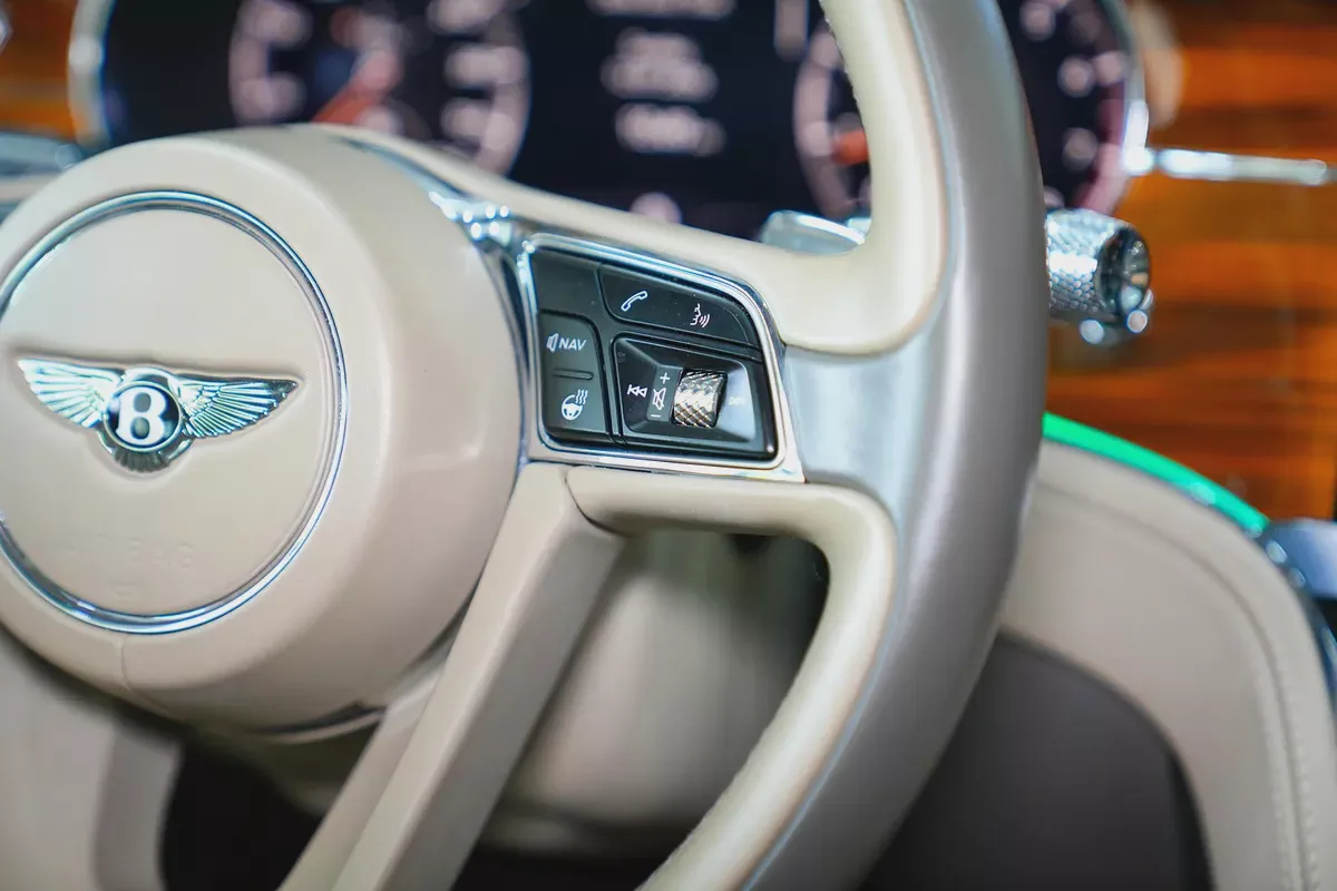 2019 - Bentley Continental GT V12 - Perfect inside and out for 399,000.00 AED-17-17