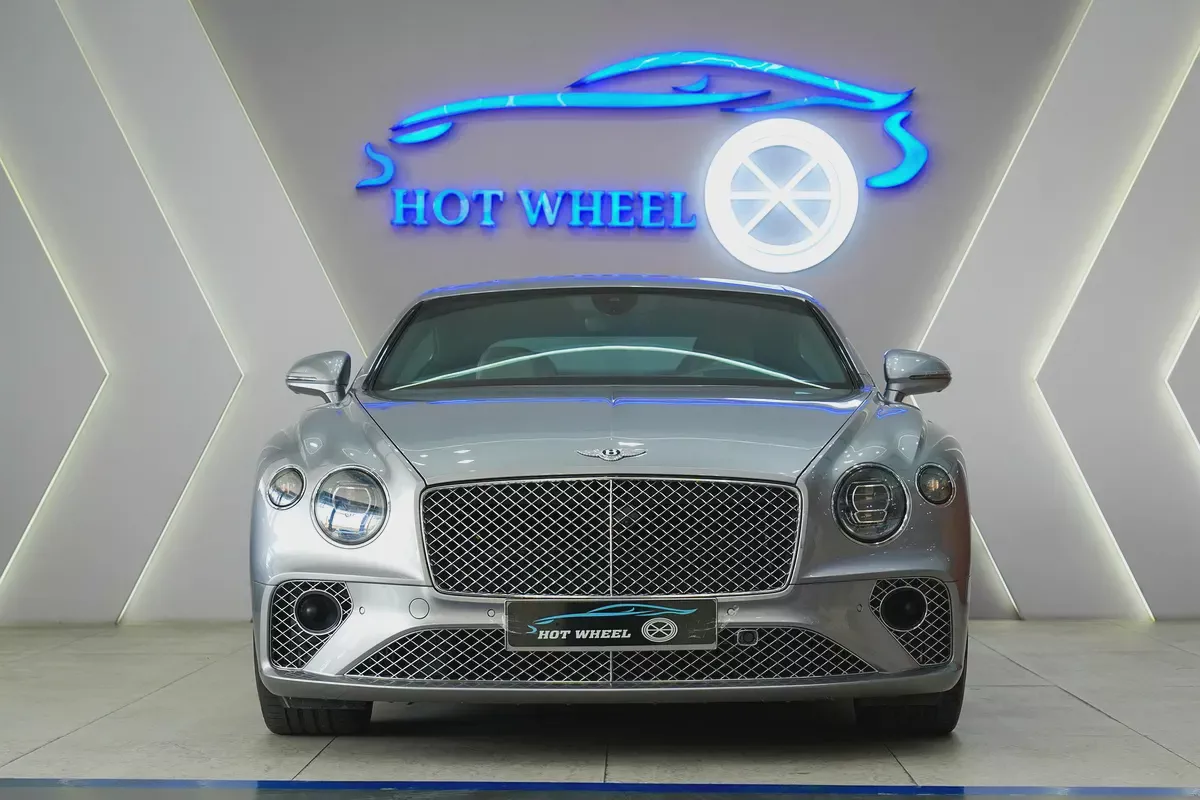 2019 - Bentley Continental GT V12 - Perfect inside and out for 399,000.00 AED-2-2